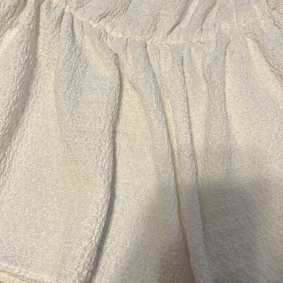 NWOT BOUTIQUE TOP SMALL - Picture 2 of 4